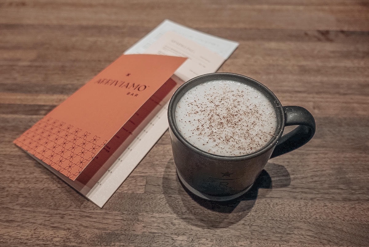 Starbucks Reserve Roastery 紐約|結合烘焙、美酒與咖啡的沈浸式體驗 - 第9張圖 Starbucks Reserve Roastery 酒吧