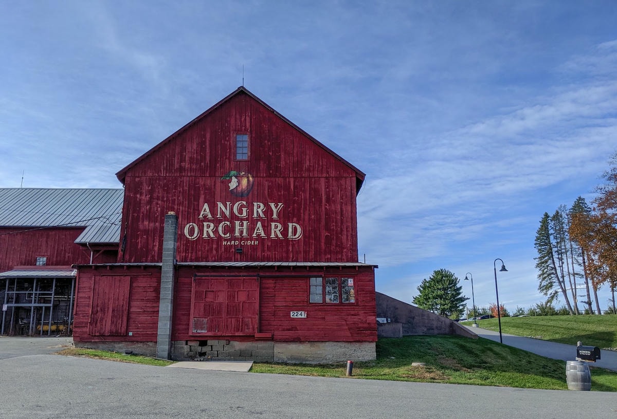 Angry Orchard 大門