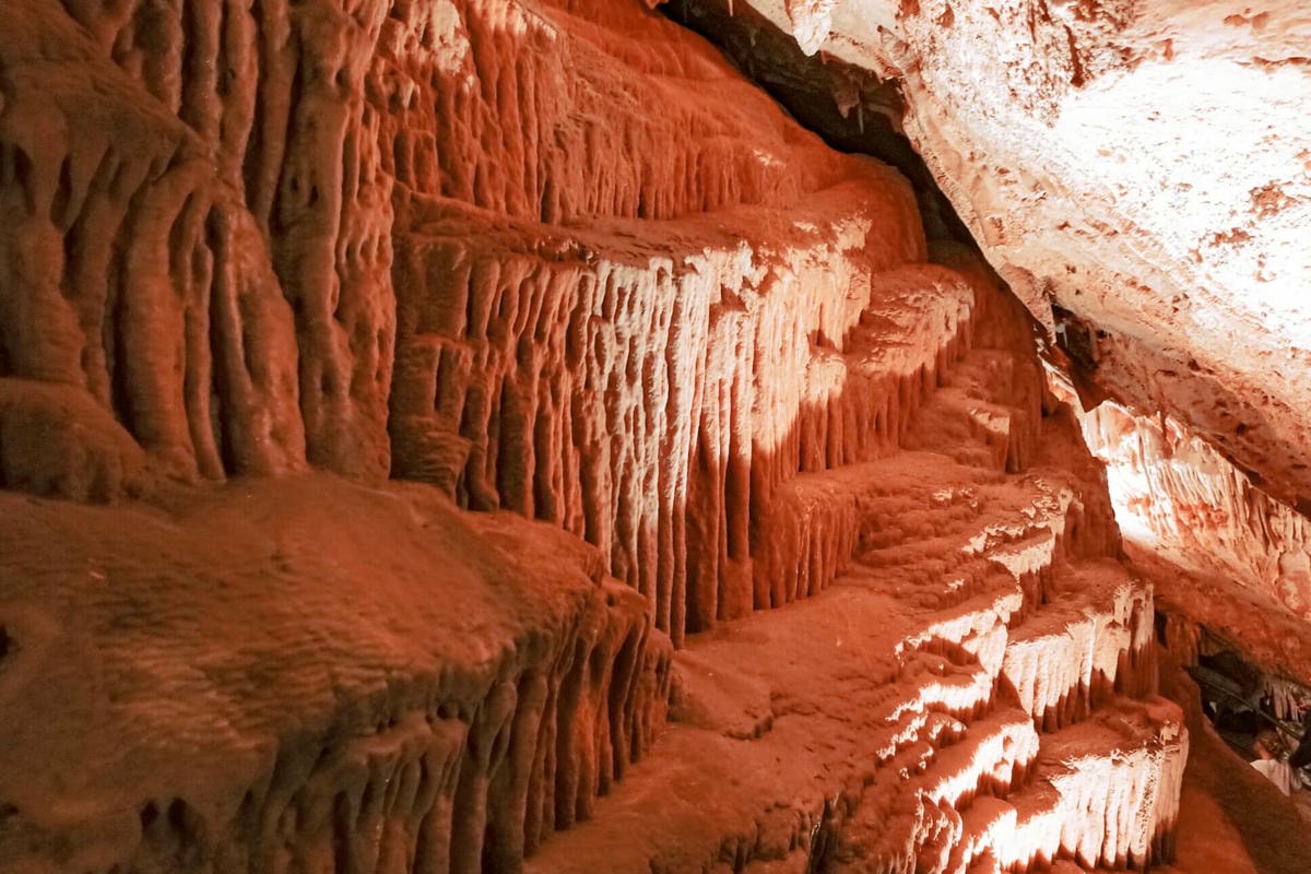 百慕達景點 – 地下水晶洞穴 Crystal and Fantasy Caves - 第1張圖