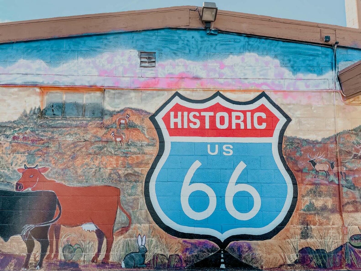 66號公路 – 打卡3個美國典型西部小鎮 - 第7張圖 Route 66 Sign