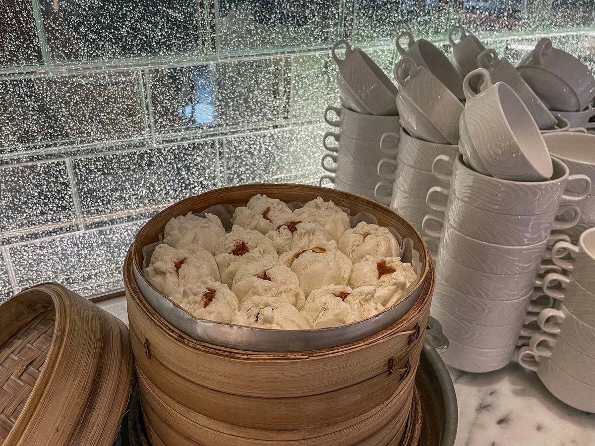 高雄萬豪飯店開箱|豪華套房、行政酒廊、天井 SPA 游泳池 Kaohsiung Marriott - 第20張圖 高雄萬豪飯店行政酒廊