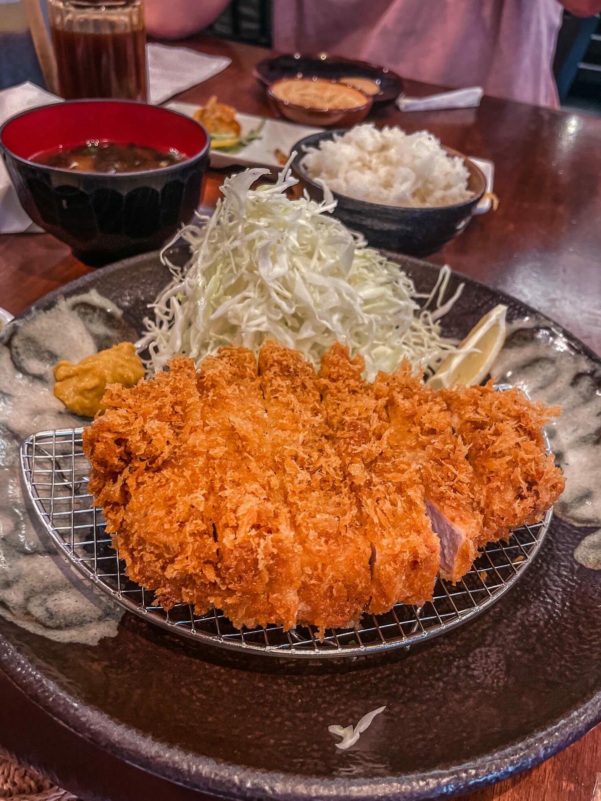 夏威夷歐胡島美食最強攻略– 15間餐廳/甜點/酒吧/咖啡廳推薦 - 第34張圖 Ginza Bairin Tonkatsu & Yoshoku Bistro