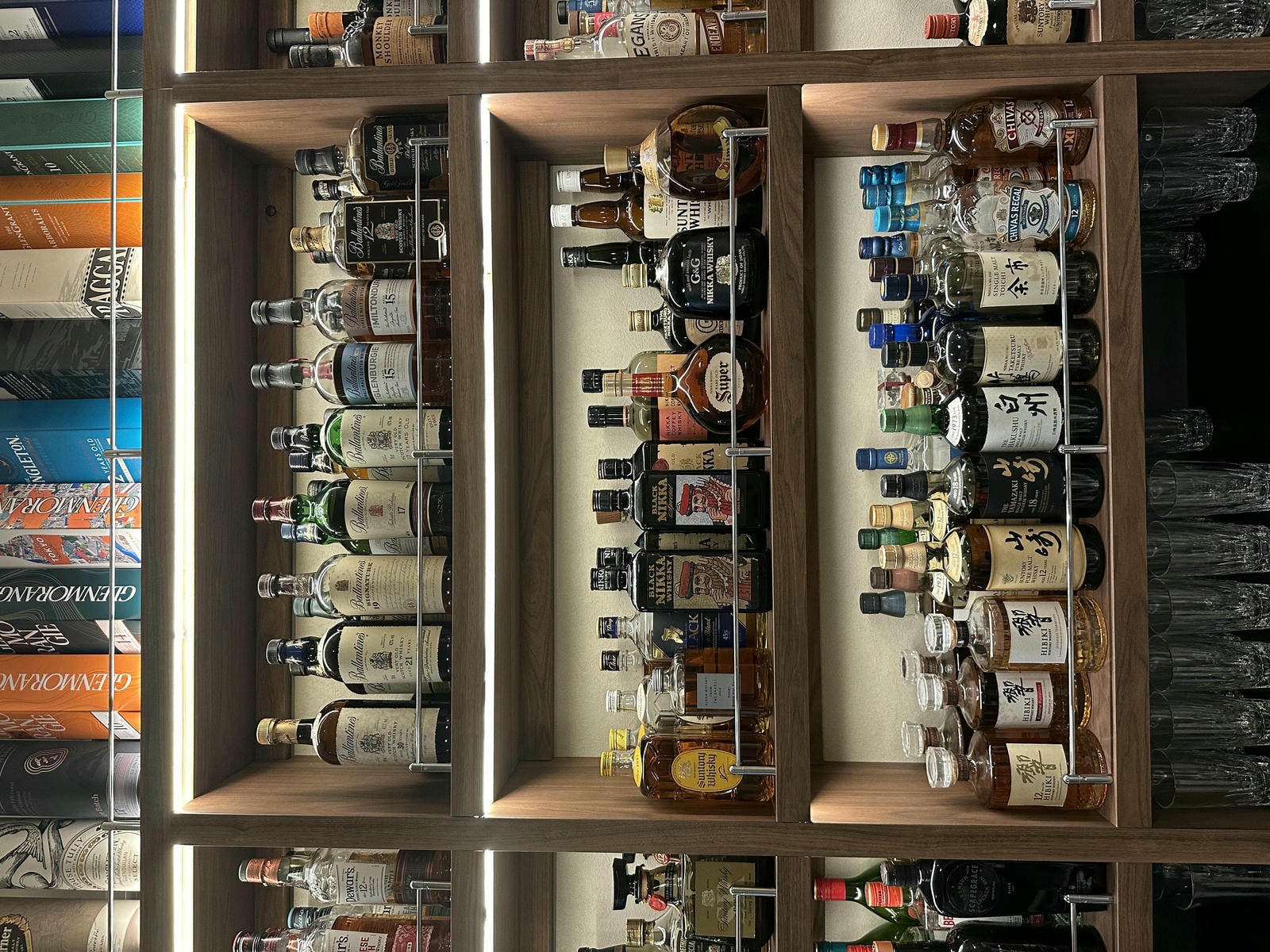 大阪酒吧推薦|大阪夜生活指南,8 間大阪酒吧,清酒、啤酒、調酒吧任你選! - 第8張圖 大阪酒吧推薦 #2|酒的美術館
