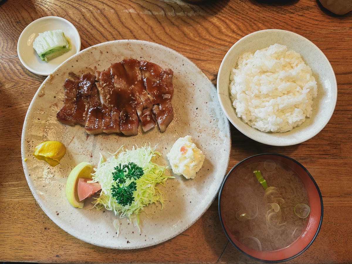 仙台美食推薦|不只仙台牛舌,13 個值得一訪的仙台必吃餐廳! - 第11張圖 仙台美食推薦 #6 Tonkatsu Katsusei