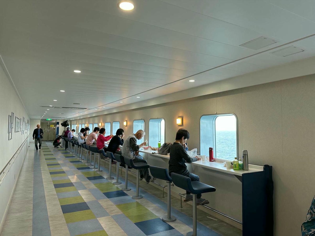 大阪到福岡郵輪|船上可以吃 Buffet、泡溫泉?大阪到福岡另類方式介紹 - 第13張圖 大阪到九州福岡郵輪展望台
