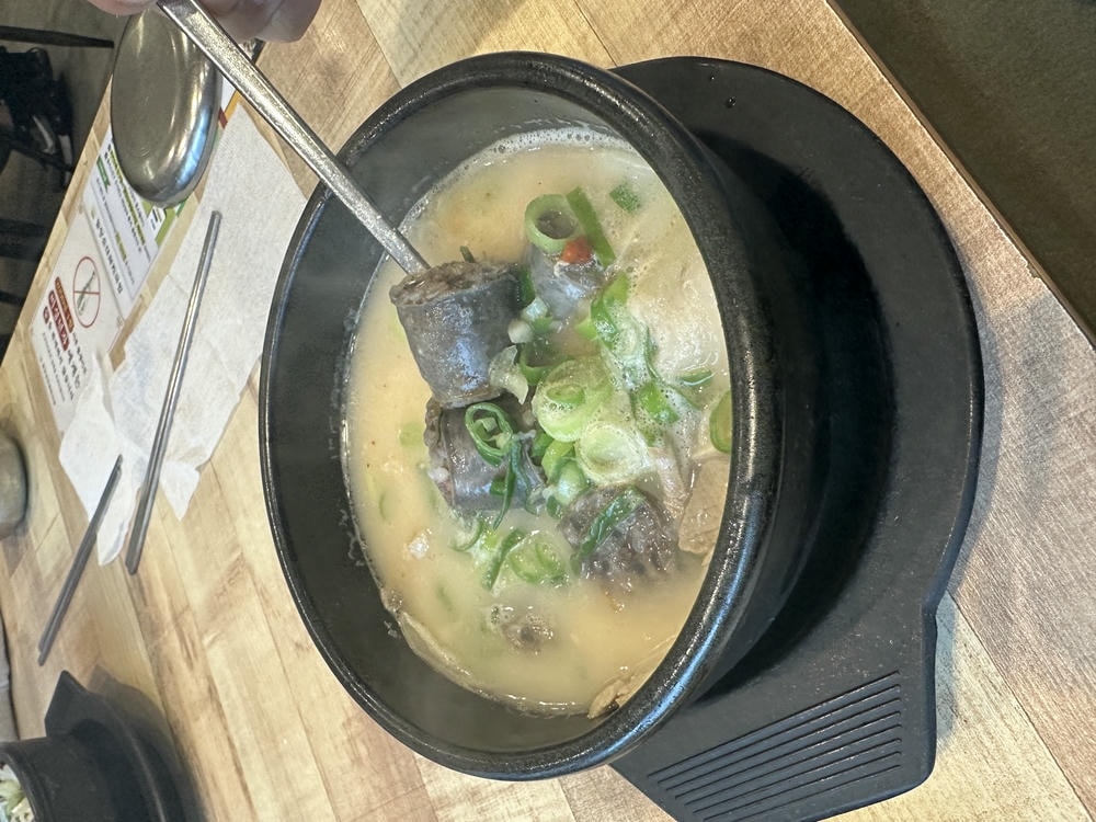 釜山美食推薦|在地人激推的道地好滋味!最新釜山美食 26 間推薦 - 第12張圖 釜山海雲台必吃美食:密陽血腸豬肉湯飯