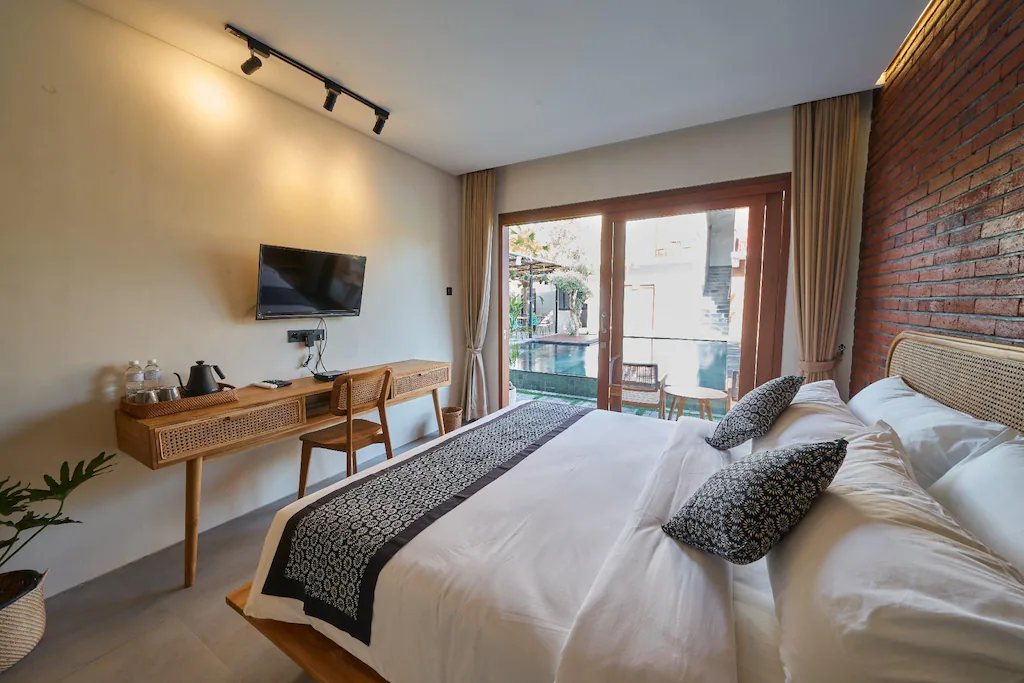 峇里島住宿|奢華 Hyatt、烏布市中心 Airbnb、Canggu 海邊度假開箱 - 第21張圖 Kubu Tropis 房間