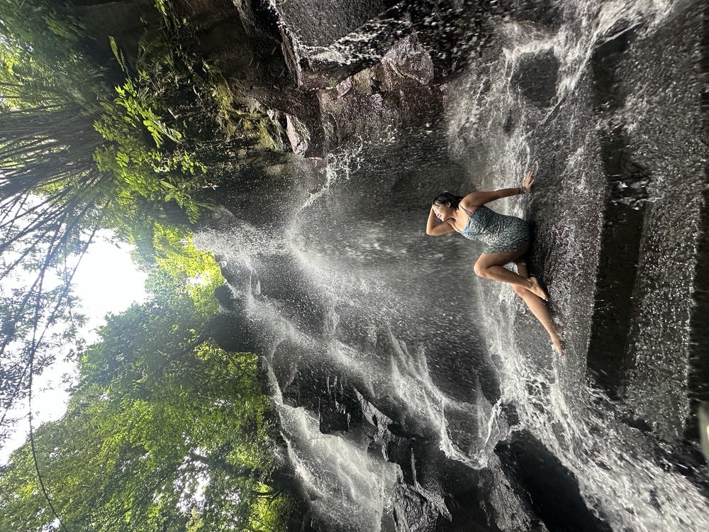 Kanto Lampo Waterfall