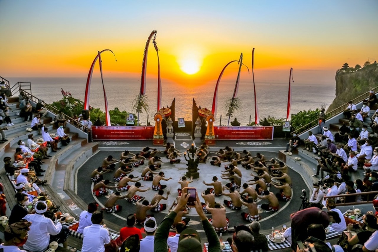 Kecak Uluwatu 卡洽火舞