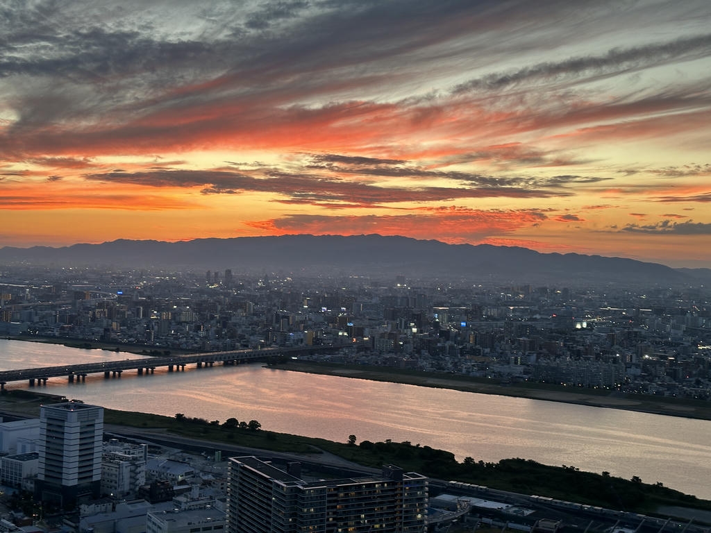 梅田藍天大廈展望台夕陽