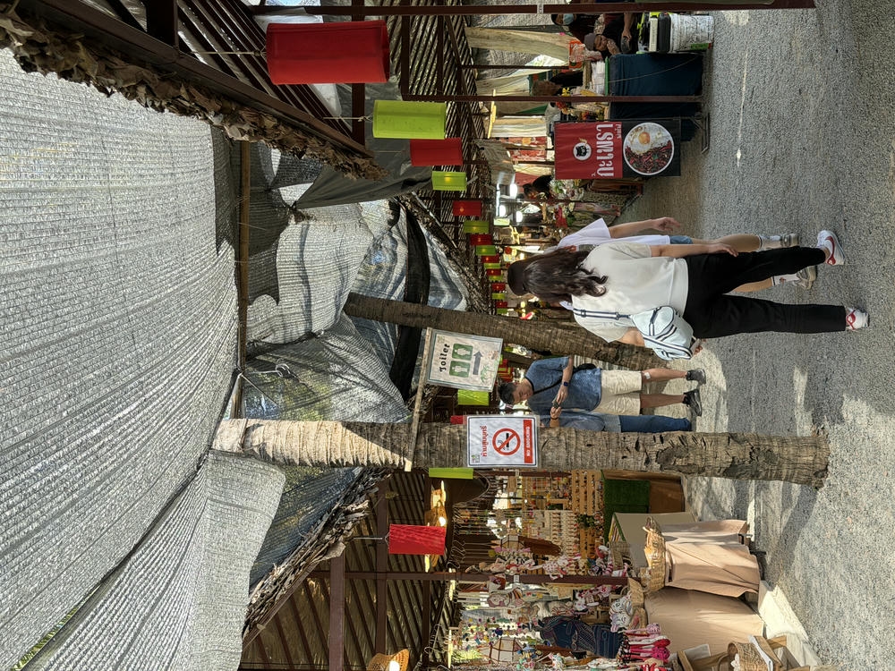 Coconut Market 椰林市集