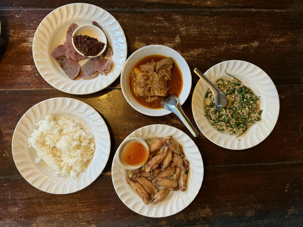 清邁美食：Tong Tem Toh