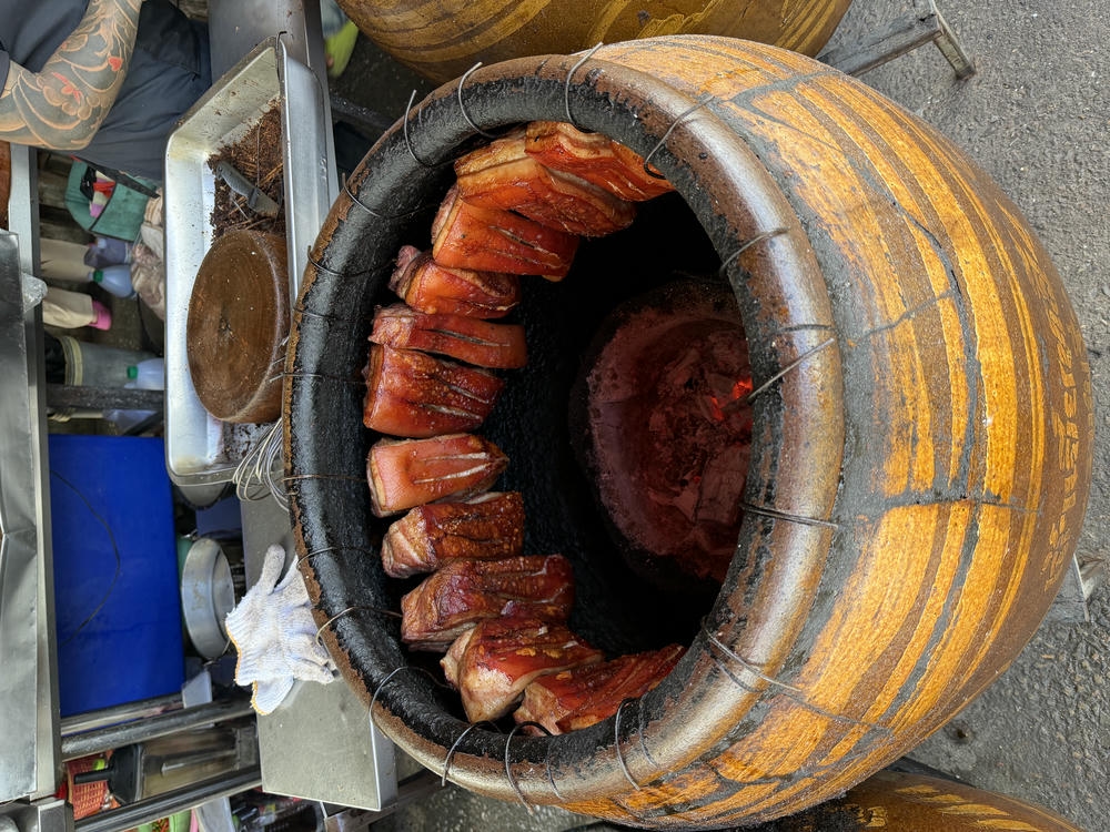 清邁美食：Neng’s Clay Oven Roasted Pork