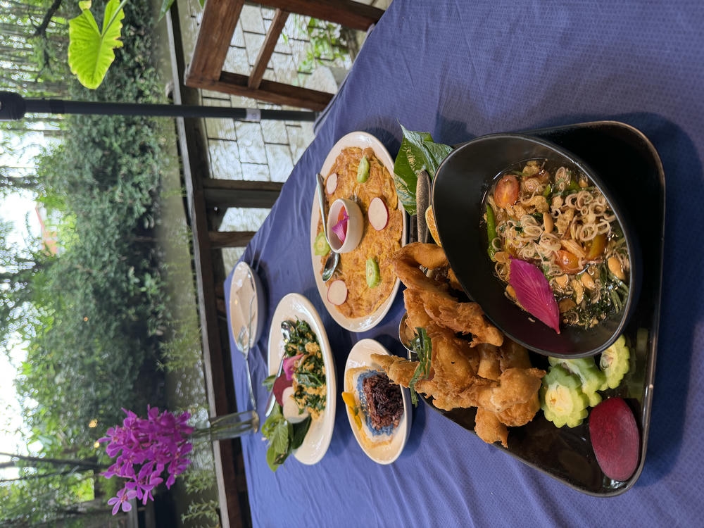 清邁美食：Meena Rice Based Cuisine