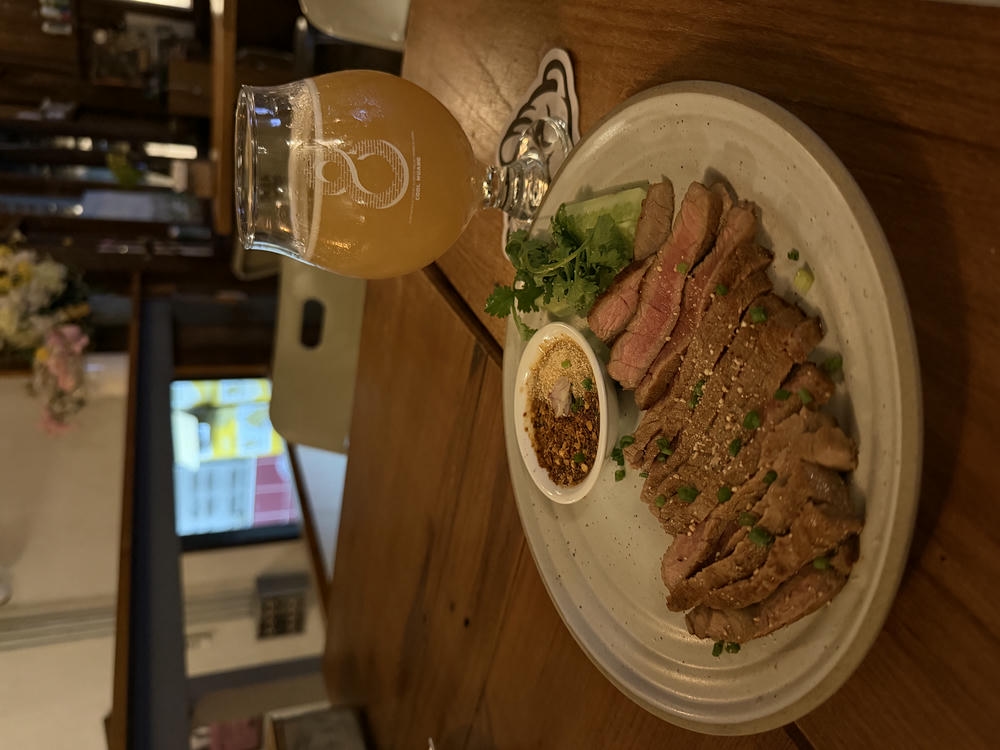 清邁美食Eight Days A Week Cool Muang