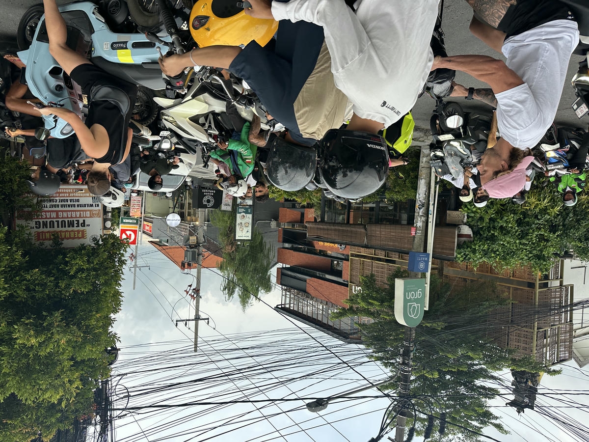 峇里島交通攻略|包車、機車、叫車 App、機場接送怎麼選? - 第3張圖 峇里島塞車