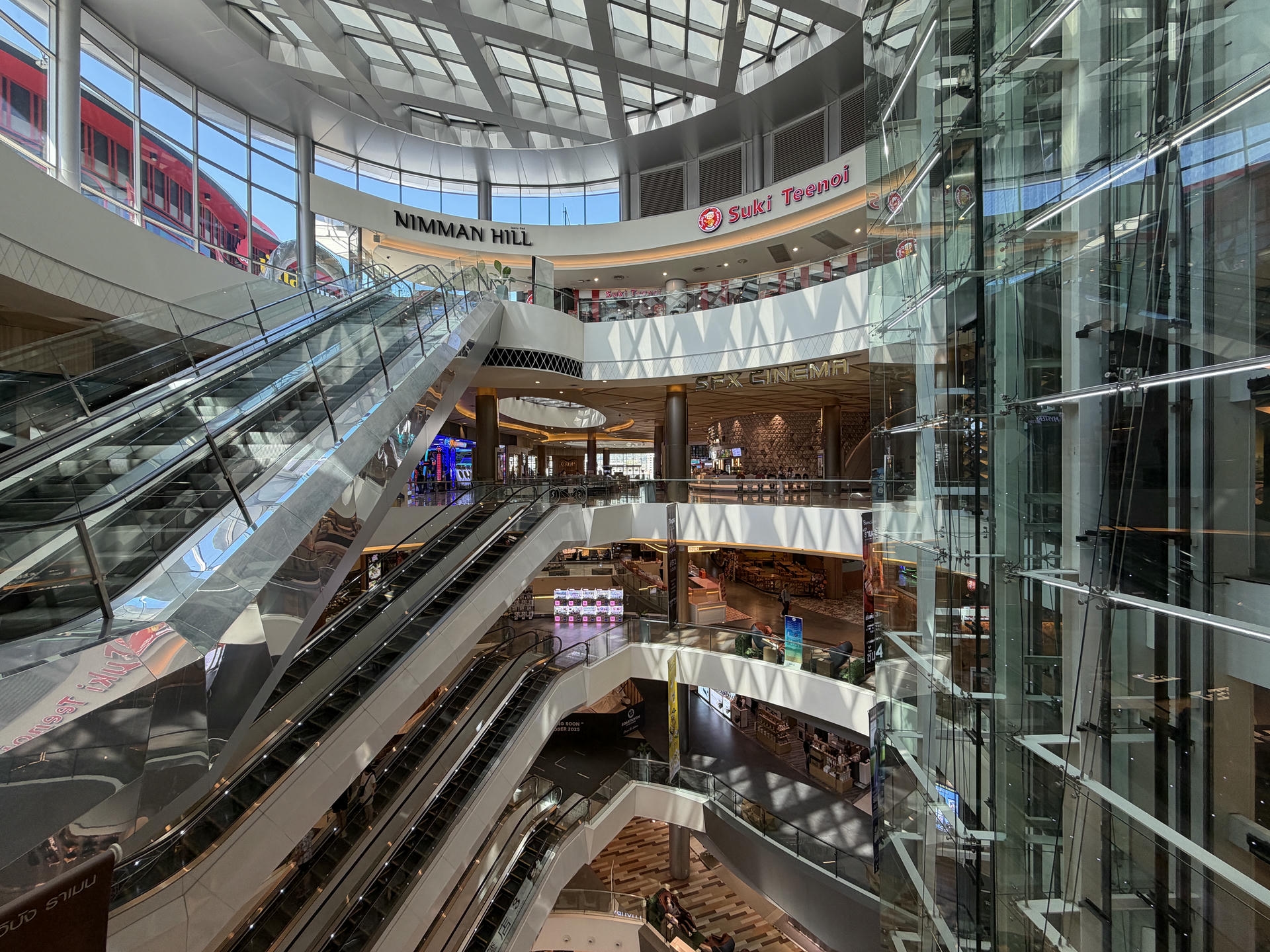 清邁景點推薦:必去古城寺廟、尼曼打卡、清邁近郊一日遊整理 - 第31張圖 清邁景點推薦:必去古城寺廟、尼曼打卡、清邁近郊一日遊整理