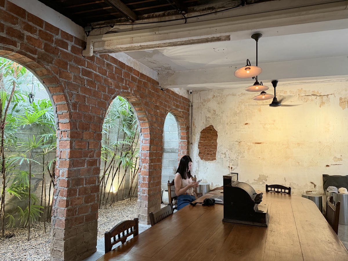 Top 22 清邁咖啡廳推薦:古城、尼曼必訪咖啡館整理(附地點&特色) - 第53張圖 Top 22 清邁咖啡廳推薦:古城、尼曼必訪咖啡館整理(附地點&特色)