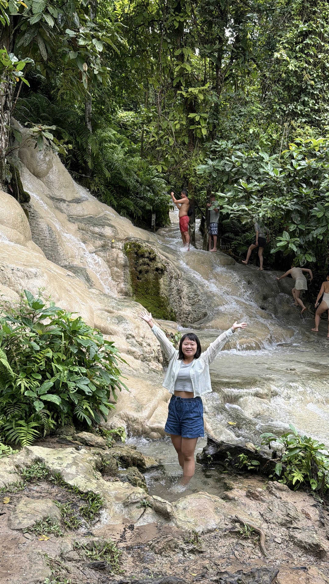 清邁景點推薦:必去古城寺廟、尼曼打卡、清邁近郊一日遊整理 - 第53張圖 Bua Tong Waterfalls 卜阿潼瀑布(黏黏瀑布)