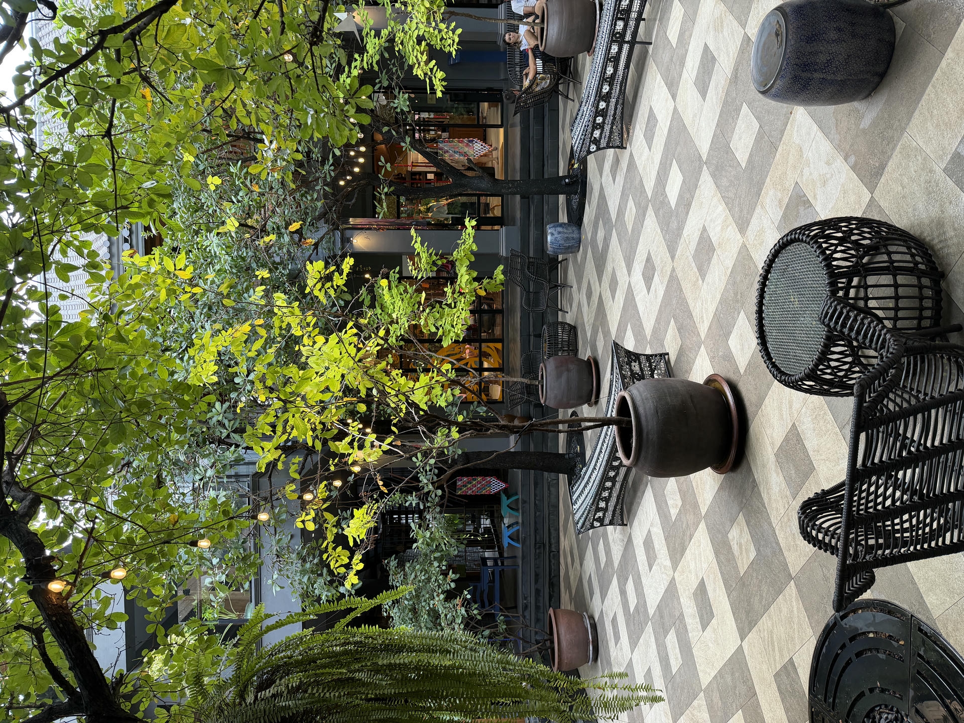 清邁景點推薦:必去古城寺廟、尼曼打卡、清邁近郊一日遊整理 - 第17張圖 清邁景點推薦:必去古城寺廟、尼曼打卡、清邁近郊一日遊整理