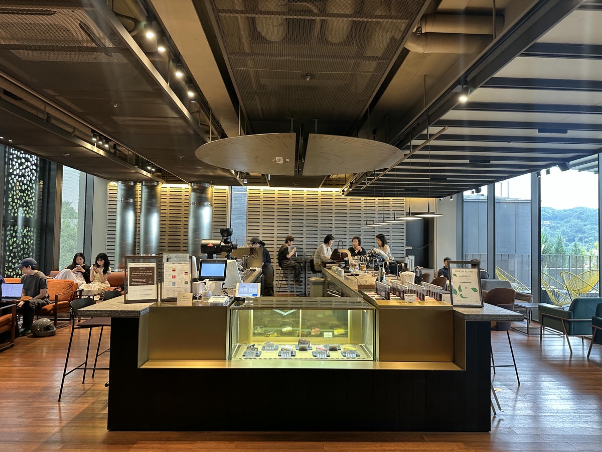 首爾咖啡廳推薦:首爾人氣咖啡廳整理,好喝又好拍! - 第17張圖 首爾咖啡廳推薦:首爾人氣咖啡廳整理,好喝又好拍!