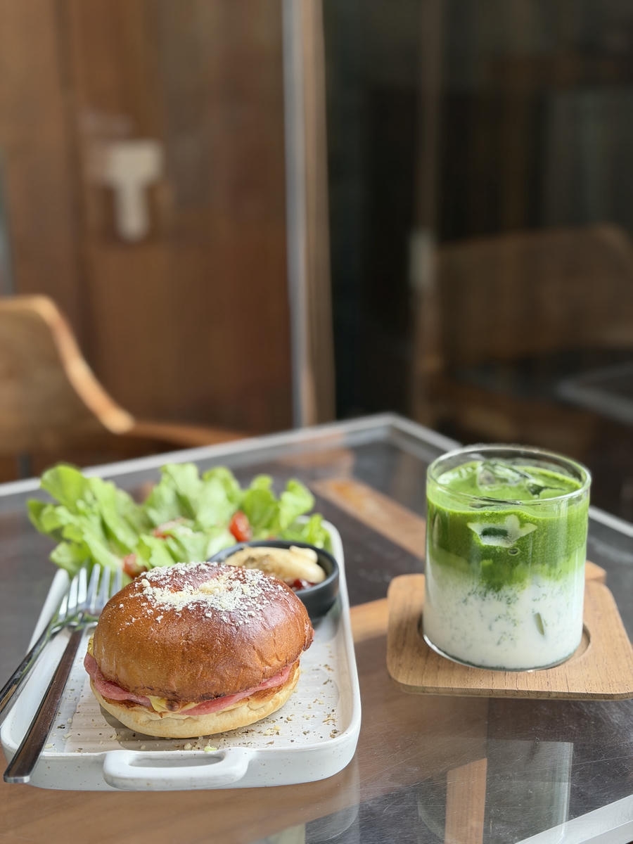 Top 22 清邁咖啡廳推薦:古城、尼曼必訪咖啡館整理(附地點&特色) - 第43張圖 Top 22 清邁咖啡廳推薦:古城、尼曼必訪咖啡館整理(附地點&特色)