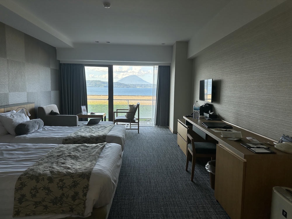 洞爺湖乃之風住宿開箱|湖景房、私人湯屋、露天溫泉與一泊二食心得 - 第2張圖 洞爺湖乃之風住宿開箱|湖景房、私人湯屋、露天溫泉與一泊二食心得